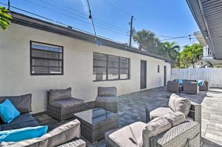 2 Conjoined Units - Steps From Madeira Beach! - 8