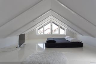 Lovely 3-bedroom Skyline Apartment - 5