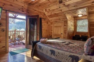 Papa Bear, Hot Tub, WIFI, 1089 FREE tickets each paid day, Dollywood and More - Sevierville - 4