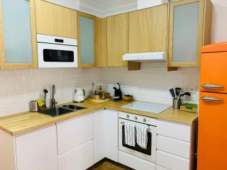Spacious 1 bedroom apartment with a Parking Spot in Chiado - Lisbona - 3