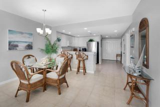 Emerald Isle unit 1206 - Pensacola Beach - 2
