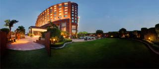 Radisson Blu MBD Hotel Noida - Noida - 0