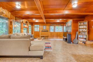 Sandy River Retreat - 5