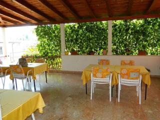 Apartments and Rooms Darinka - Vrboska - 8