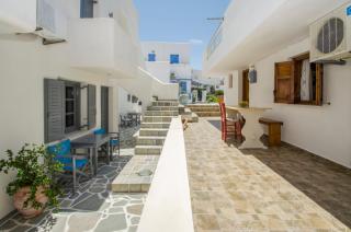 Galanis Rooms - 8