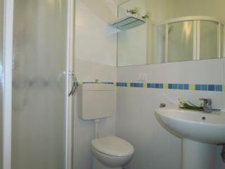 Colorful attic with terrace-Beahost - 2