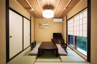 Rinn Gion Yasakamae - Kyōto - 9