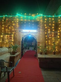 Hotel Lotus Haveli - Jaisalmer - 2