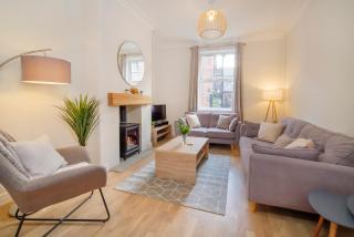 Historic House in the Heart of York City Centre with Free Parking - 6