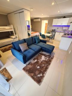 ARCHITECTS VIEW - VIP FAMILY SUITE - Durban - 0