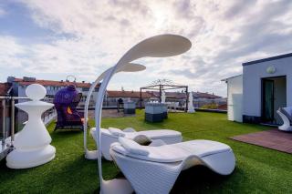 ЛУКСОЗНА ТРИЕТАЖНА КЪЩА в центъра на Приморско - 6