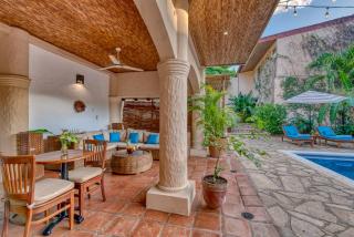 Boutique Hotel Secret Garden Granada - Granada - 4