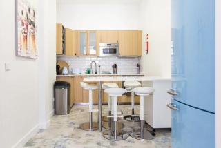 Beautiful 2BR high ceiling/50m from TimeOut market - Lissabon - 3