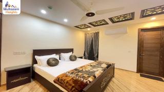 Multazam Heights, DHA Phase 8 - 3 Bedrooms Luxury Apartments - 3