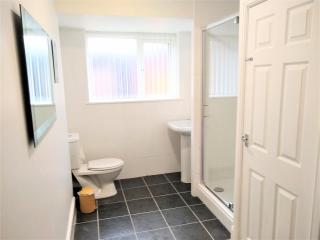 Modern comfy 2-Bedroom flat in St Helens - Saint Helens - 8