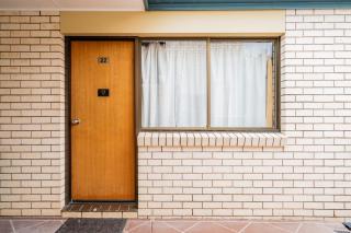 Capella Hotel Motel - 7