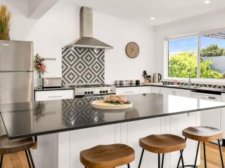 Encanto - Cowes - 1