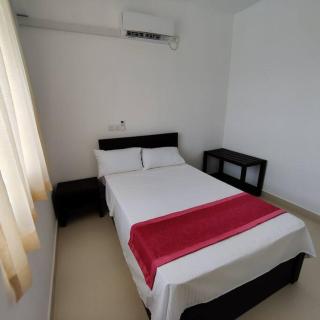Modern apartment in close proximity to the Beach - Colombo - 3