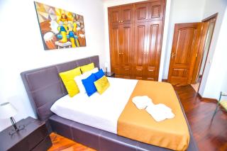 Authentic House in Funchal + City View - 6