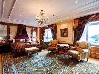 Fairmont Grand Hotel Kyiv - Kiev - 3