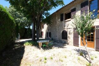 typical mas provençal with swimming pool in a small hamlet near mouriès in the alpilles in provence- 8 persons - Mouriès - 9