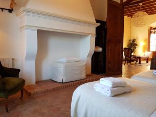 Casa l'Abadia de Santes Creus, Tarragona. - Santes Creus - 6