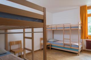 Pontresina Youth Hostel - 9