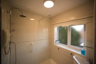 A beautiful 3-bed Family House in Ormskirk, sleeps 5 - 1