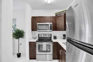 Renzzi Wynwood Apartments - Miami - 7