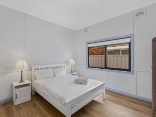 Beach Nest on Coral - 6