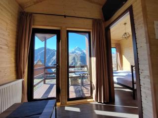 Kazbegi Twins - Kazbegi - 3