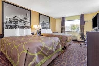 Super 8 by Wyndham Decorah - Decorah - 2