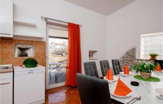Stunning Home In Hrboki With Wifi - Hrboki - 6
