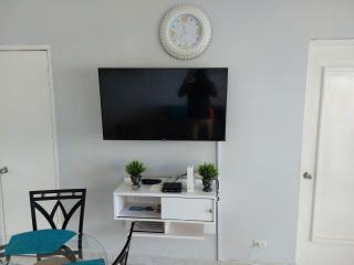 Contemporary Ocean view 2bed Carib Ocho Rios Condo - Ocho Rios - 5