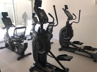 Apartamento Punta del Este piscina abierta y cubierta climatizada gimnasio cancha fútbol Netflix parrillero - Punta del Este - 8