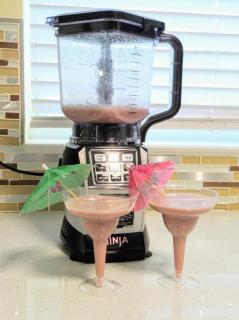 Family, Couples Retreat near Airport, Cruise Port & Beaches - Fort Lauderdale - 9