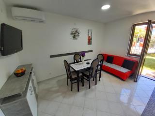 Apartment Toni Valbandon - Fažana - 1
