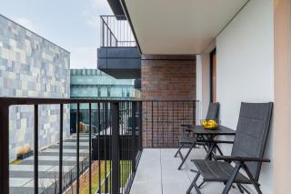 Cosy Apartment at the Main Station by Noclegi Renters - 2