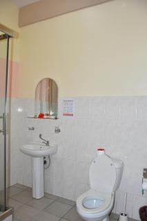 Reef Holiday Apartments - 1