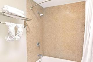 Cabana Inn & Suites - Long Beach - 6
