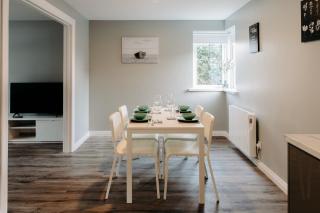 Central Apartment Newcastle - 8