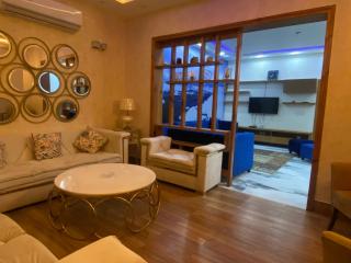 Burj Al Bahria Town Luxury Suites - Lahore - 9