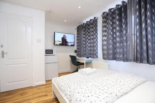 Fabulous Room with en-suite bathroom and shared kitchen - Thamesmead - 8