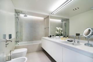 Amazing 1BDR Apartment in Chiado by LovelyStay - Lissabon - 7
