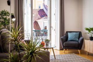 Amazing 1BDR Apartment in Chiado by LovelyStay - Lissabon - 9