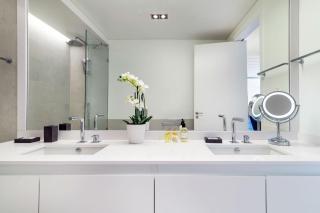 Amazing 1BDR Apartment in Chiado by LovelyStay - Lissabon - 2