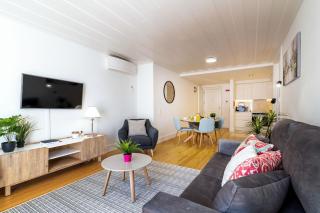 4PAX Apt in Chiado with River View by LovelyStay - 5