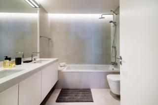 Stunning 2BDR Apartment in Chiado by LovelyStay - Lissabon - 1