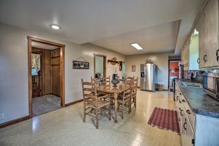 Rise and Shine Farm in Goshen with BBQ and Fire Pit! - 6