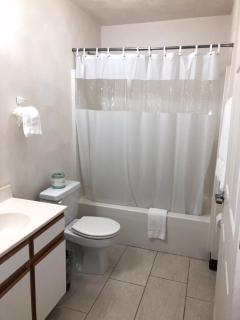 Affordable Suites Burlington - Burlington - 6